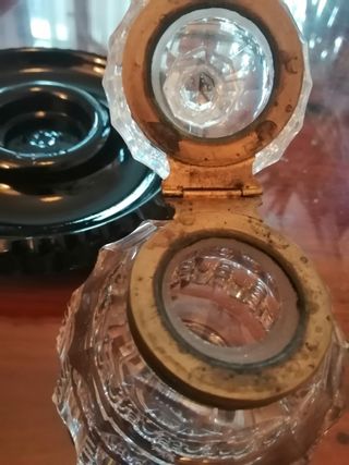 Tintero cristal y bronce antiguo soporte baquelita
