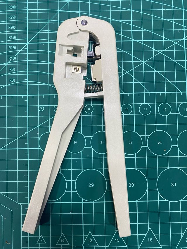 Crimpadora 6 pines. para RJ11 y RJ12