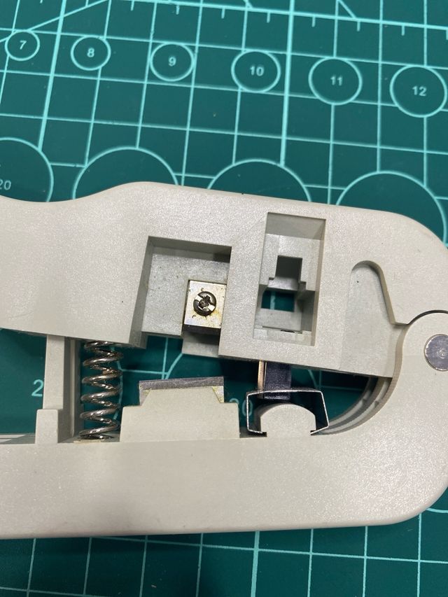 Crimpadora 6 pines. para RJ11 y RJ12