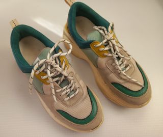 BAMBAS PLATAFORMA STRADIVARIUS N.36 *COMO NUEVAS*