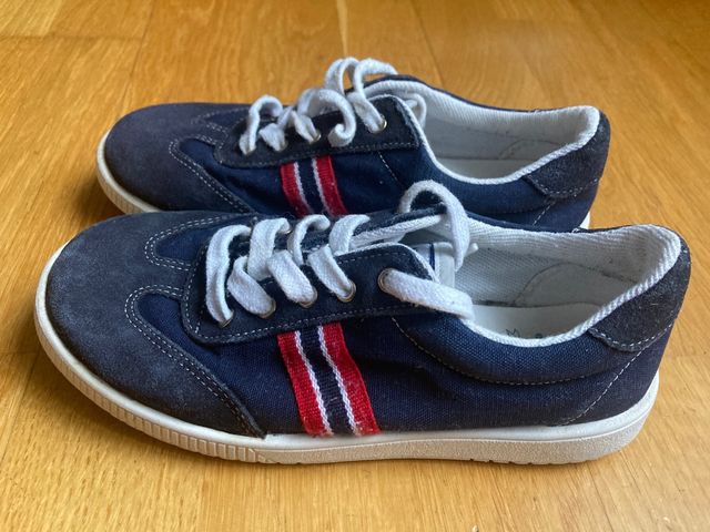 zapatillas niño . titanitos.