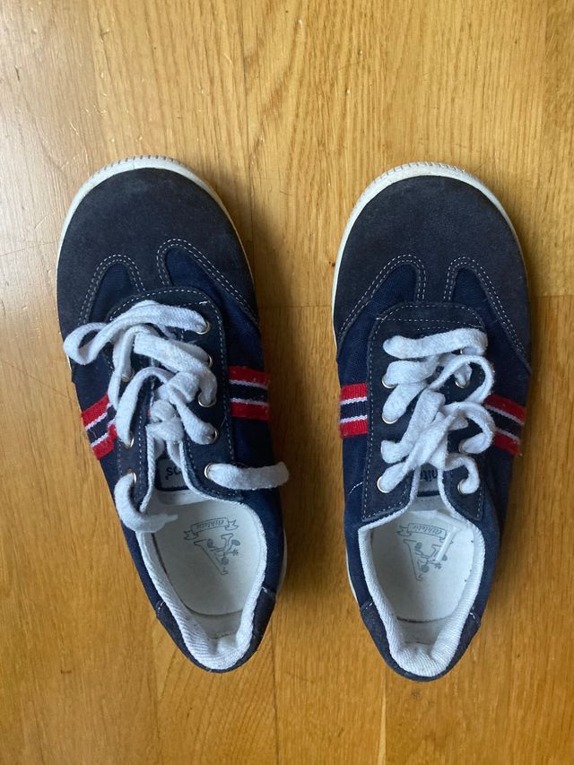 zapatillas niño . titanitos.