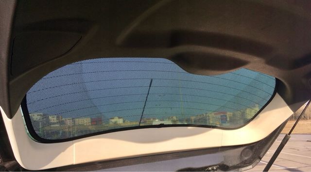 Guarnecido portón maletero Ford Focus MK2