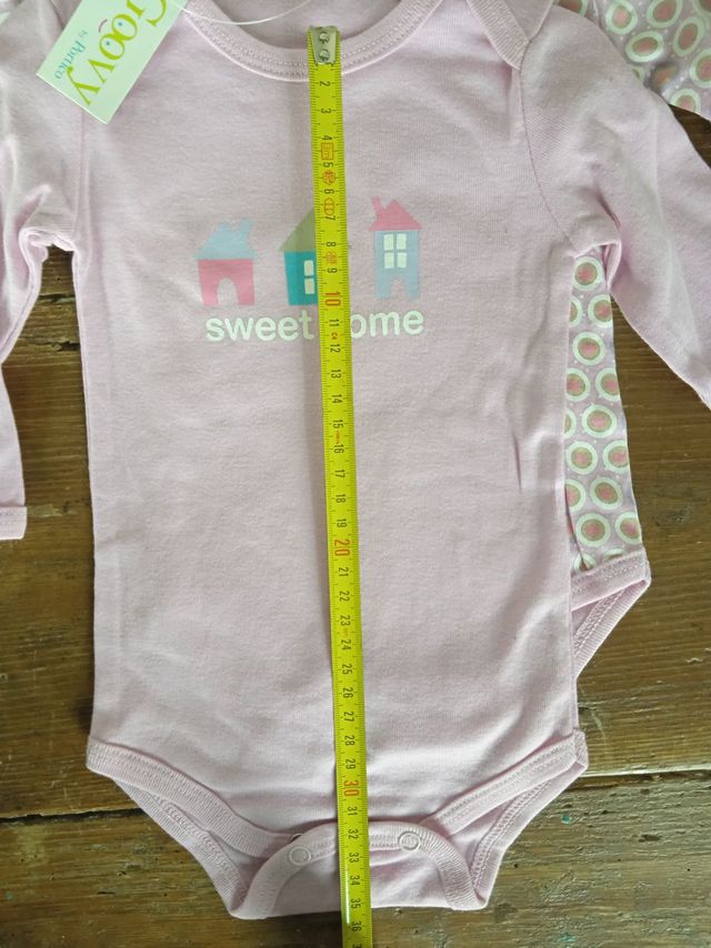 Conjunto 4 Bodys infantil color rosa 6-9 meses