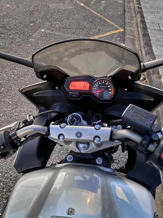 YAMAHA FAZER FZ6-S DICIEMBRE 2008