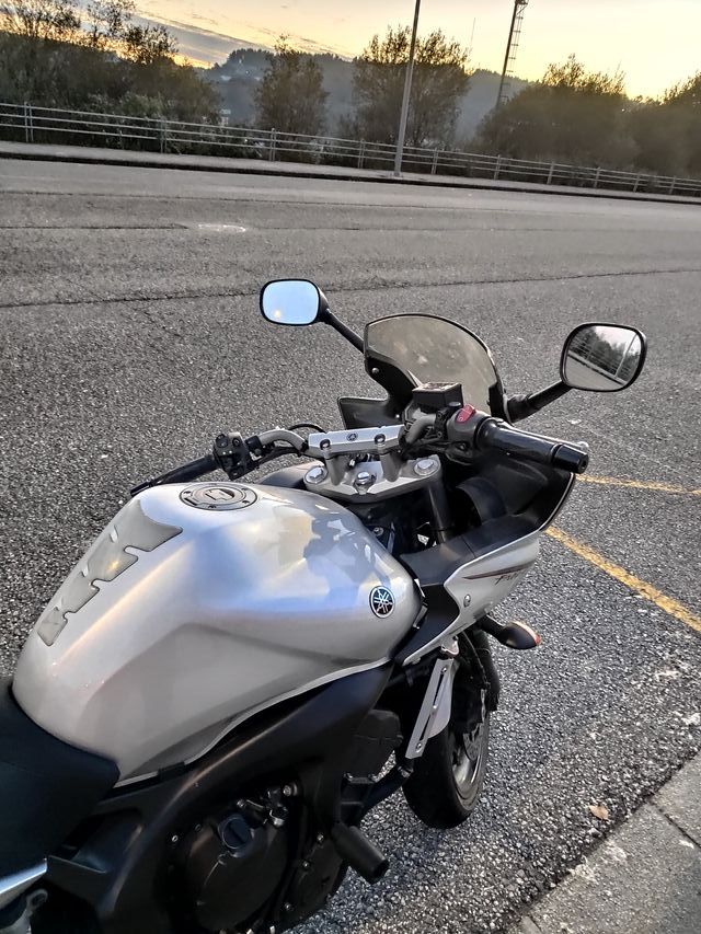 YAMAHA FAZER FZ6-S DICIEMBRE 2008