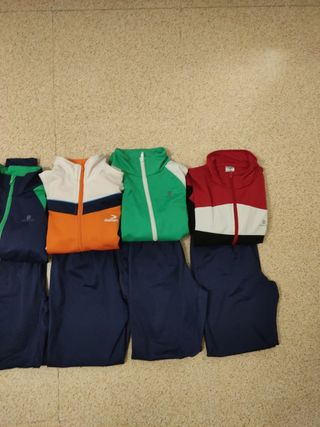 5 Chándals en perfecto estado talla 8