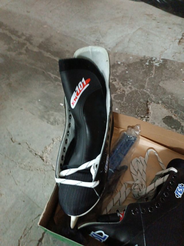 Patines de hockey nuevos