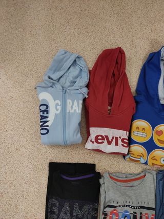 Sudaderas,camisetas y chaquetas talla 10