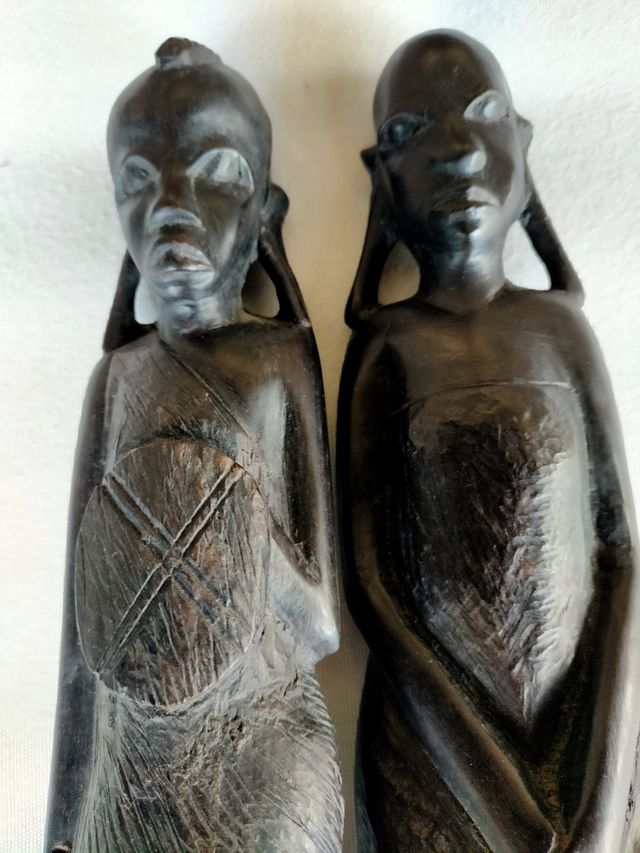 Pareja de figuras africanas madera