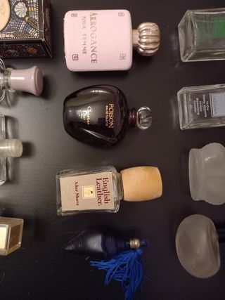 Bottiglie profumo vuote