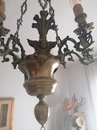 Antigua lámpara de aceite