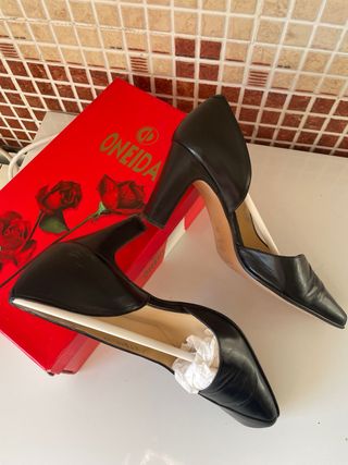 Zapatos de salón negros