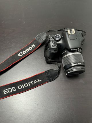 Camara reflex Canon EOS 550D