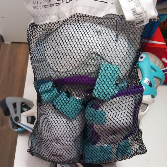 Patines en linea oxelo 32-35. Casco y Protectores