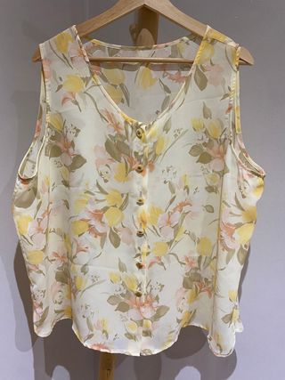 Camisa floreada