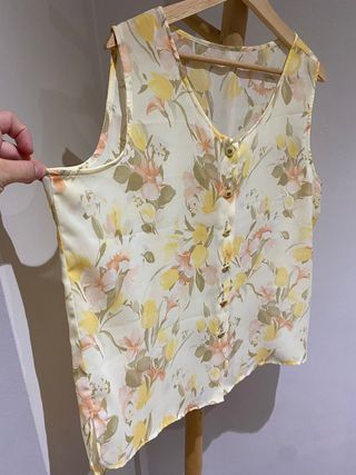 Camisa floreada