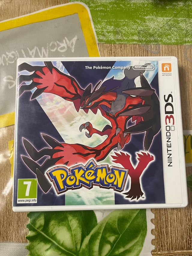 “Pokemon Y” Nintendo 3DS