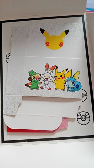 Sobres Pokémon 25 Aniversario McDonald's