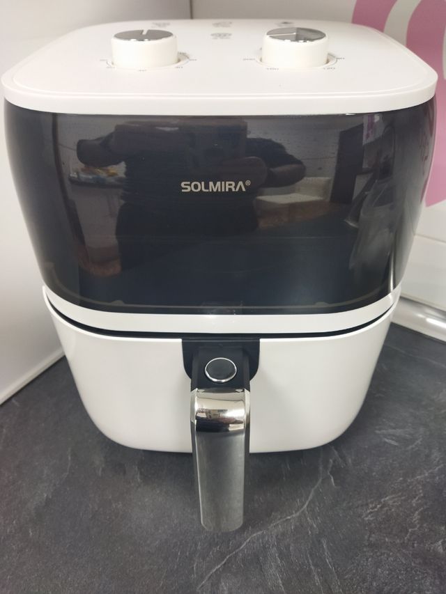 Friggitrice ad aria senza olio. 6l 1400w