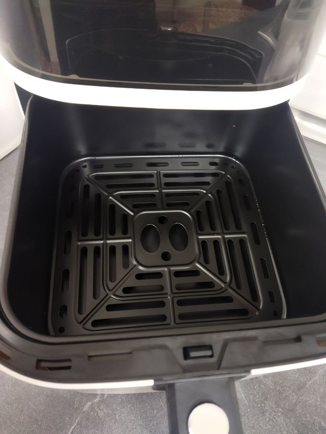 Friggitrice ad aria senza olio. 6l 1400w