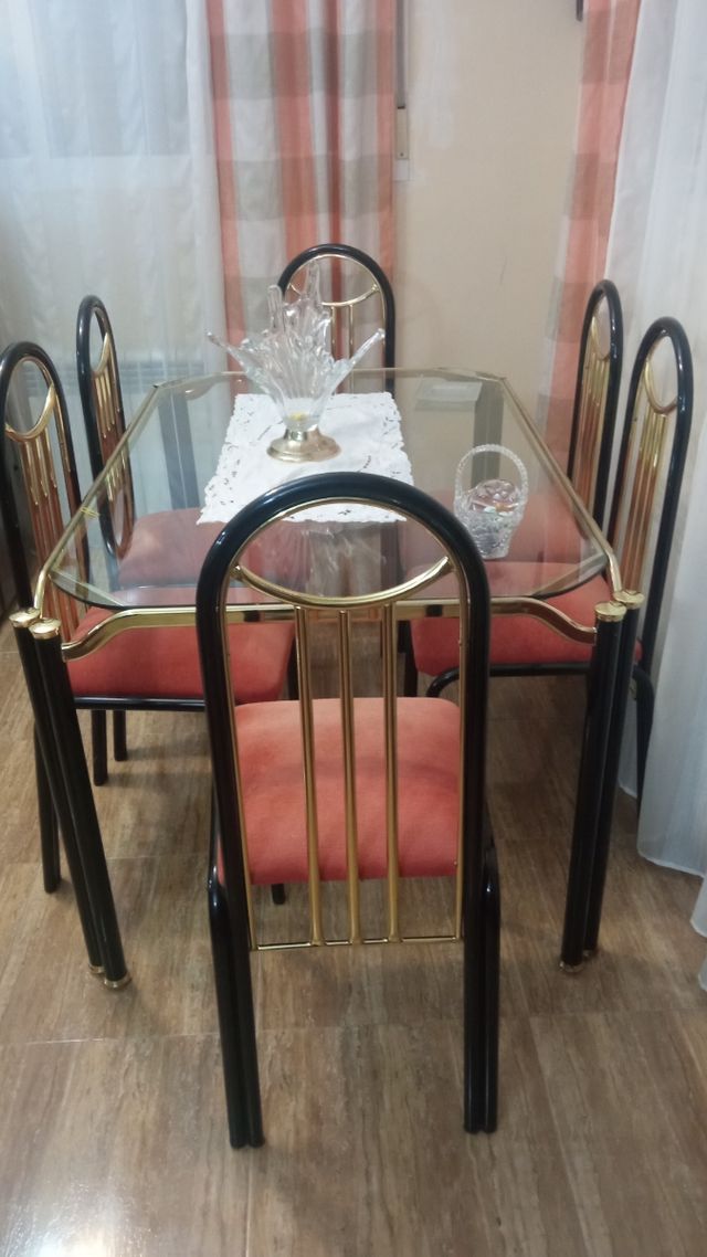 Mesa y sillas venta en persona