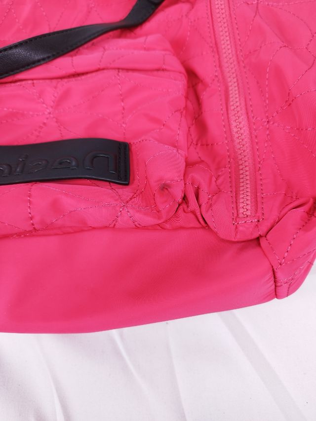 Bolso pequeño Rosa desigual