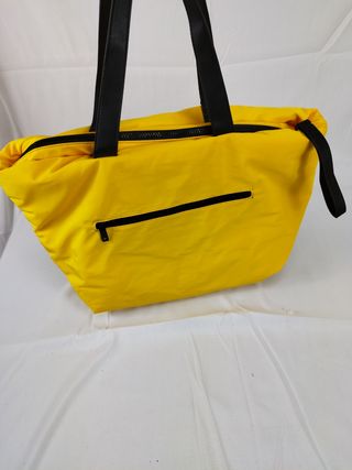 Bolso grande amarillo desigual 