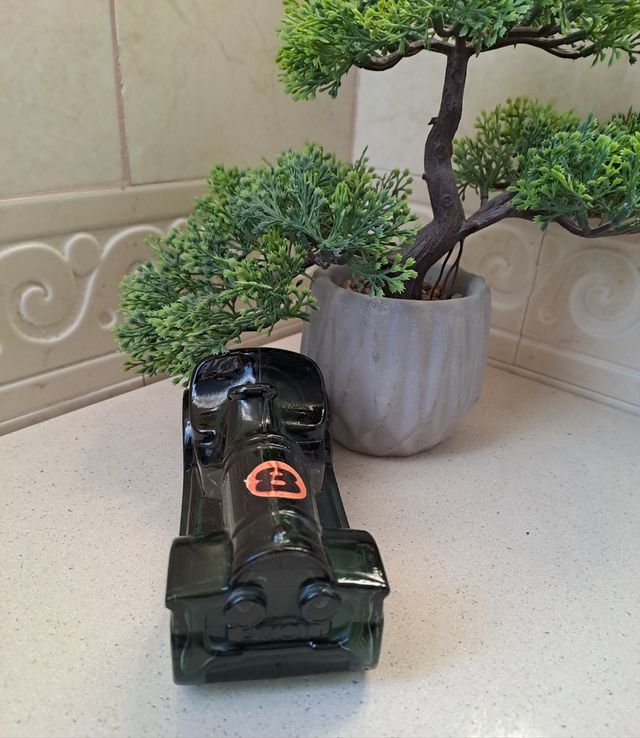 Profumo Colonia VACIO Avon auto sportiva classica