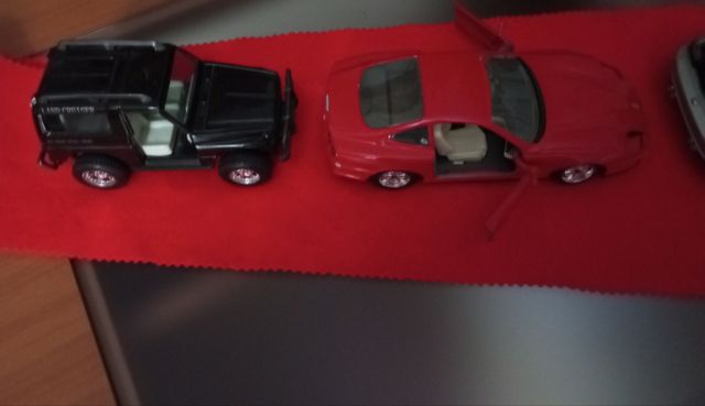 Coches de gama y carreras,motos y aviones