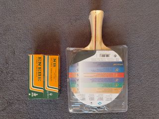 2 Palas tenis de mesa.