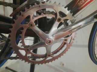 Bicicleta de carretera mendiz con soporte