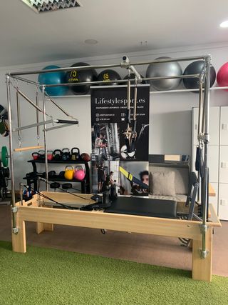 PILATES CADILLAC+REFORMER BALANCED BODY COMO NUEVA