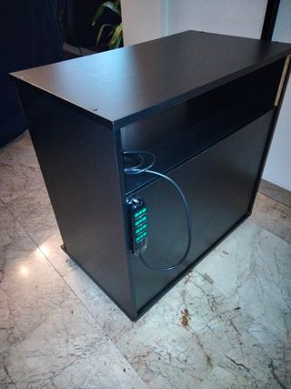 Mobiletto porta TV con rotelle