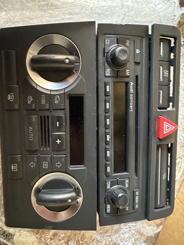 Despiece consola central 1 dim audi a3 8p