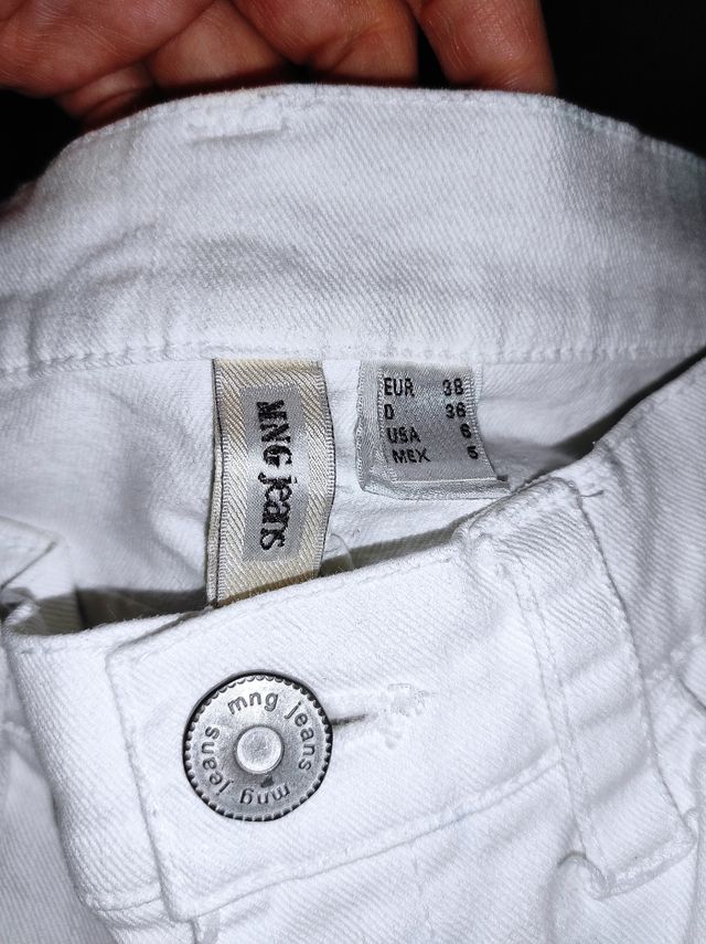 Calças compridas brancas para mulher