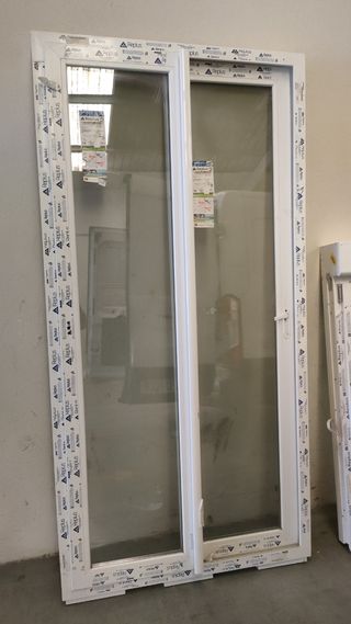 Ventana corredera PVC acustica