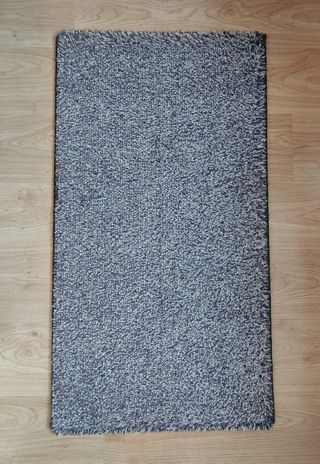 Alfombra pie de cama