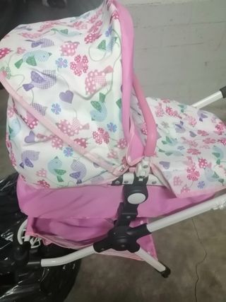 Carrito muñecas capazo