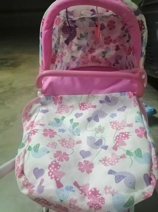 Carrito muñecas capazo