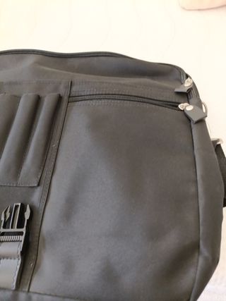 Cartera negra para portátil