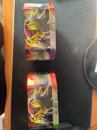 Cajas pokemon Giratina y Shaymin