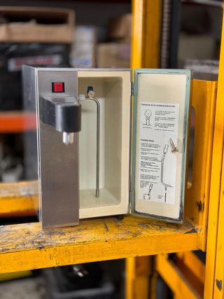 maquina montadora de nata WHIPPER