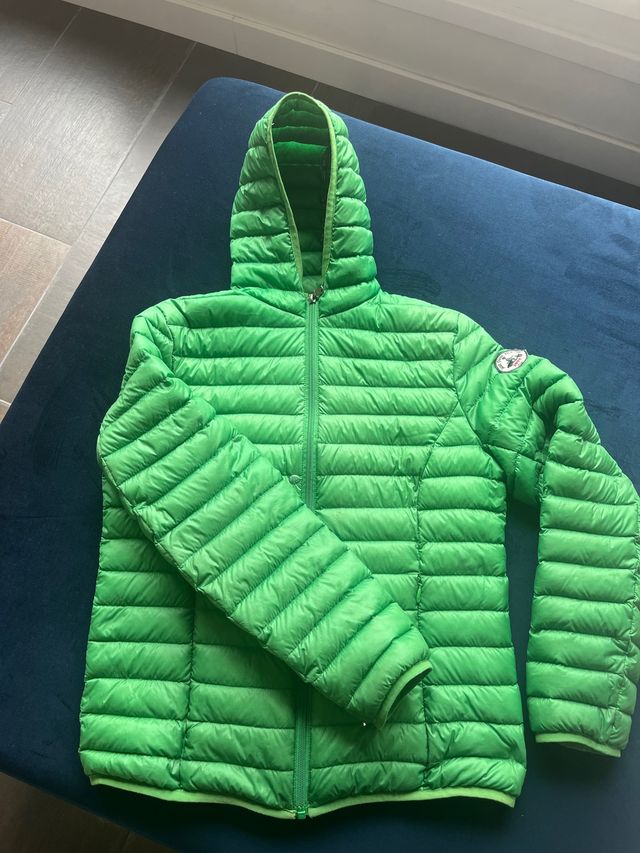 JOTT, plumas verde niño