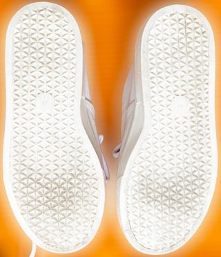 Ténis Criança em Lona Unissexo Branco, como Novas