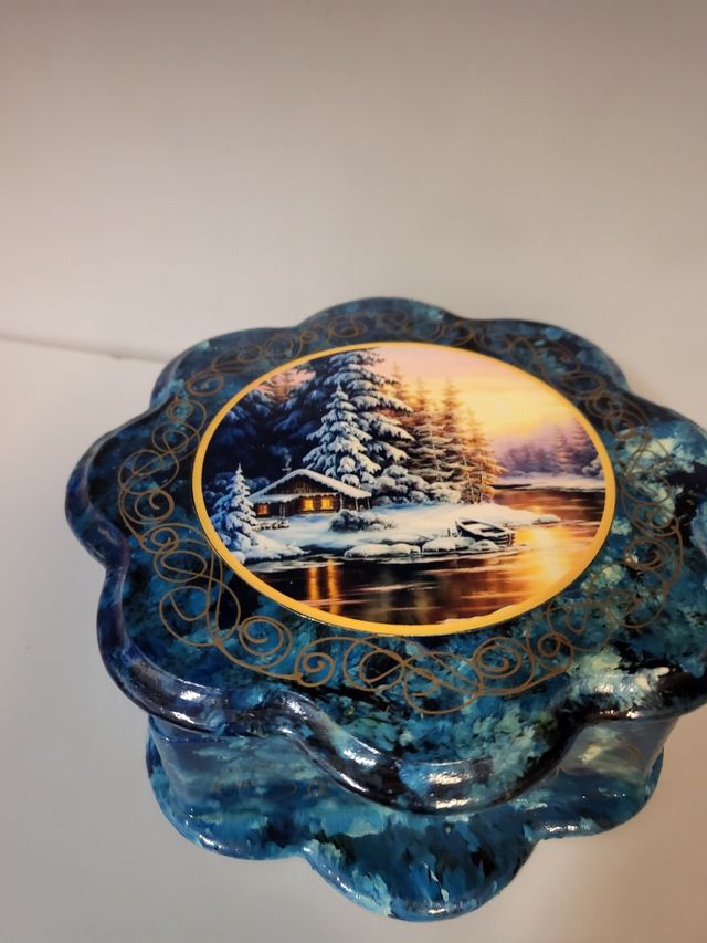 Cofanetto laccato Inverno