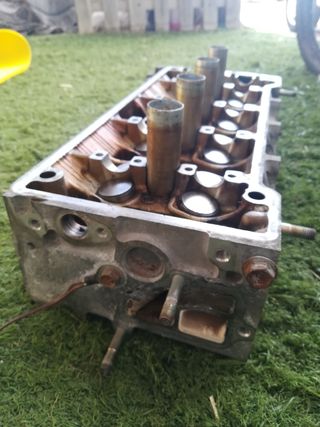 Culata Toyota avensis 1.8 16v 7A-FE