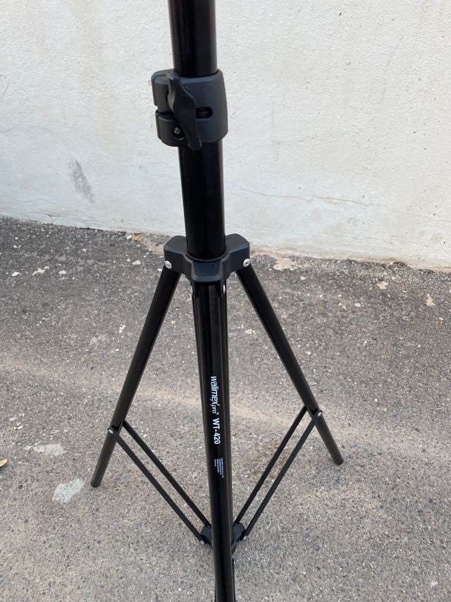 Soporte de luz trípode