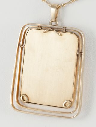 Colgante antiguo oro amarillo 18k y porcelana