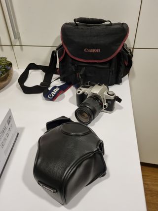 Cámara Canon EOS 500N